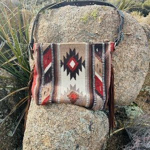 Saddle blanket purse